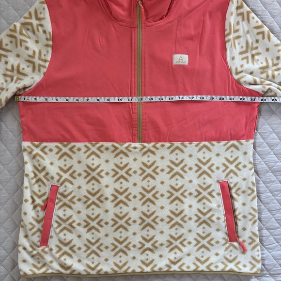 Ascend Women’s Pullover - Picture 6 of 8